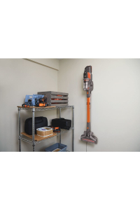 Obrázok pre Black & Decker BHFEV182C tyčový vysavač / elektrický smeták 2-in-1 stick vacuum Baterie Suchý Bezsáčkové 0,65 l Oranžová, Titanová 2 Ah